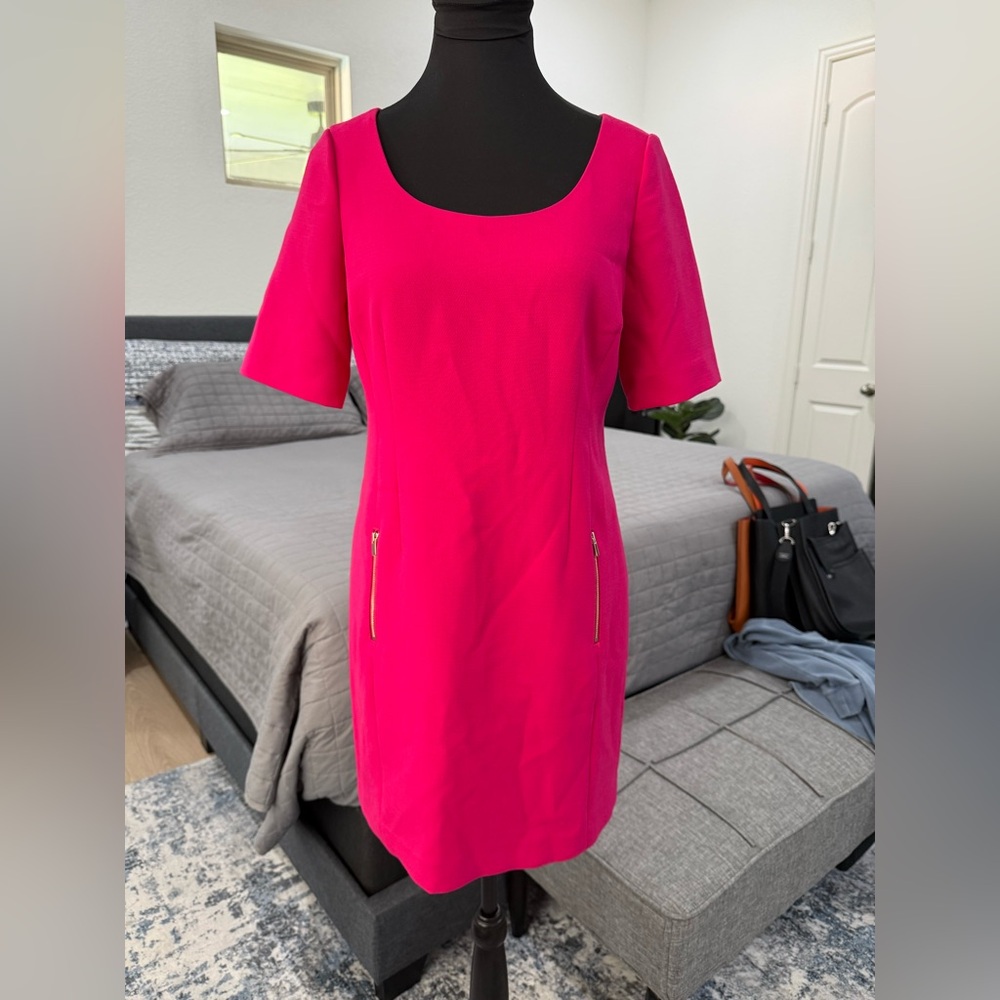 NWT Ann Taylor 6P mini dress in fuscia
